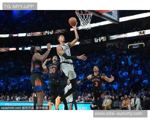 凯尔登替补表现出色12投5中斩获19分8篮板2抢断罚球稳健9罚全中